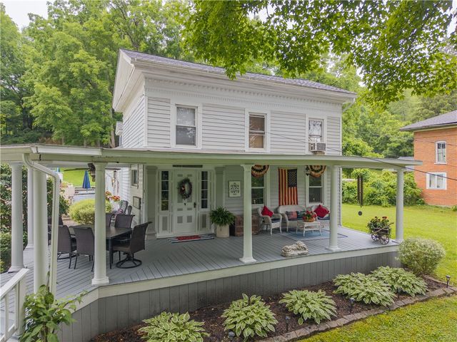 36 Chapel Street, Almond, NY 14804