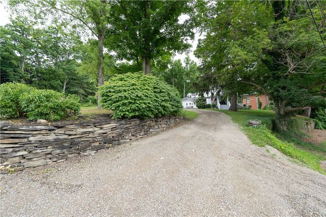 36 Chapel Street, Almond, NY 14804