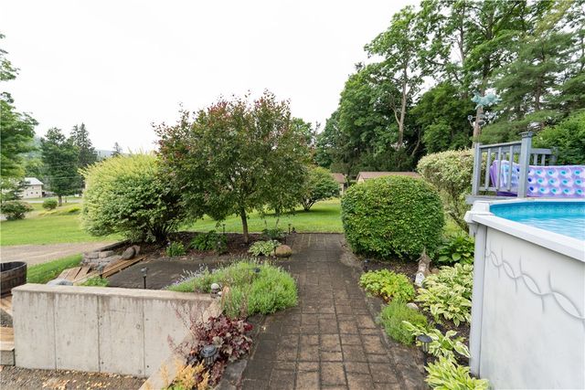 36 Chapel Street, Almond, NY 14804