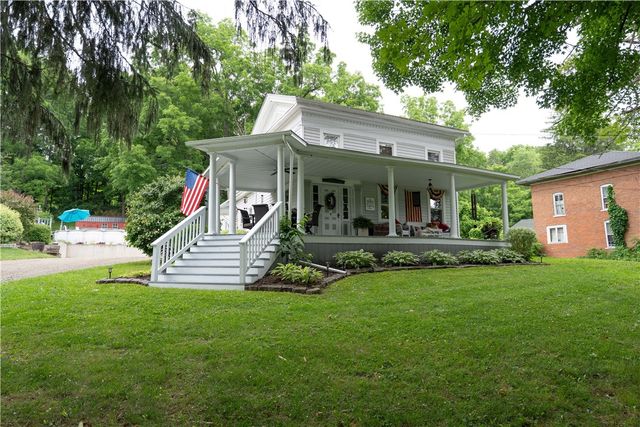 36 Chapel Street, Almond, NY 14804