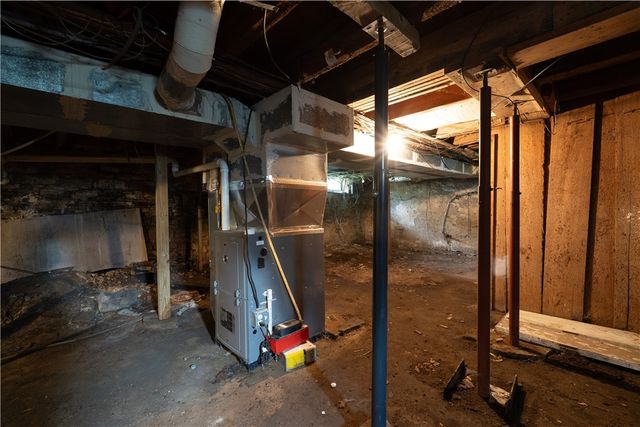 36 Chapel Street, Almond, NY 14804