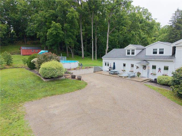 36 Chapel Street, Almond, NY 14804