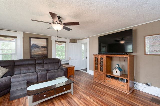 36 Chapel Street, Almond, NY 14804