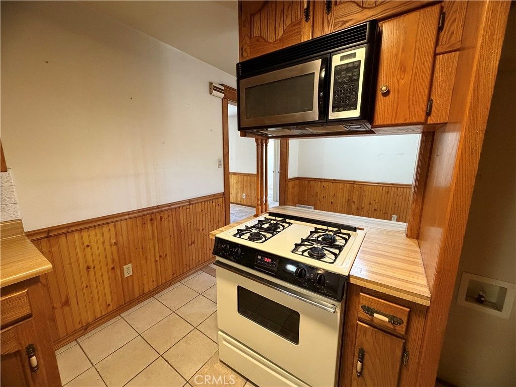 Image 11 of property listing at 650 Yucca Avenue, Barstow, CA 92311