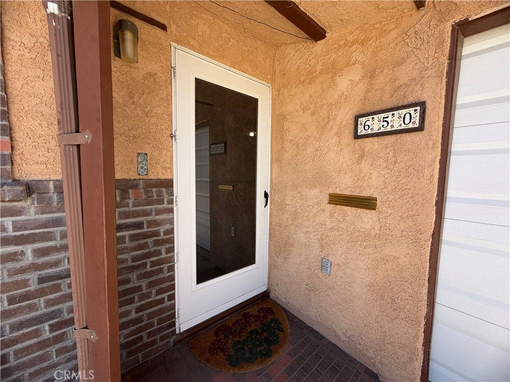 Image 3 of property listing at 650 Yucca Avenue, Barstow, CA 92311