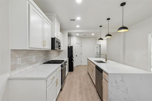 525 NW 27th Street, Oklahoma City, OK 73103