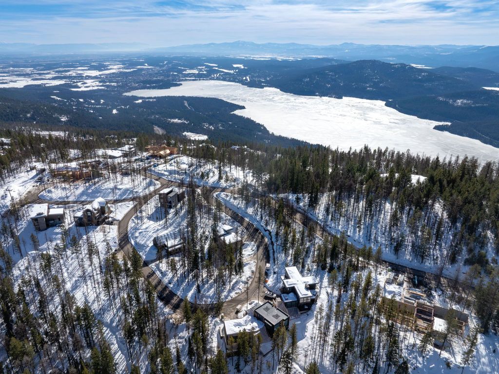 1046 Elk Camp Loop, Whitefish, MT 59937 photo 22