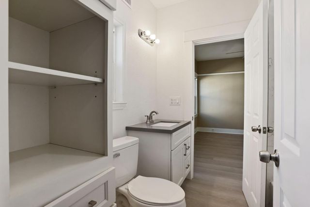 140 E Sonoma Ave, Stockton, CA 95204