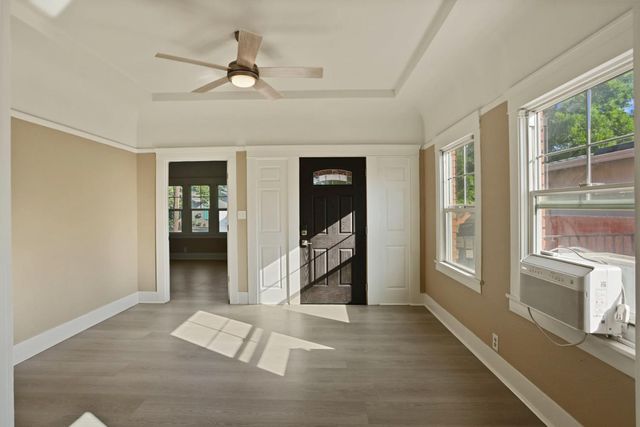 140 E Sonoma Ave, Stockton, CA 95204