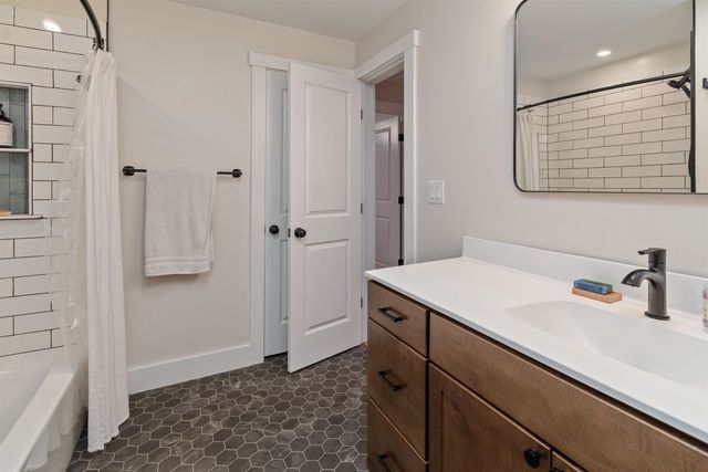 296 Lafountain Street, Winooski, VT 05404