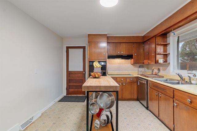 296 Lafountain Street, Winooski, VT 05404