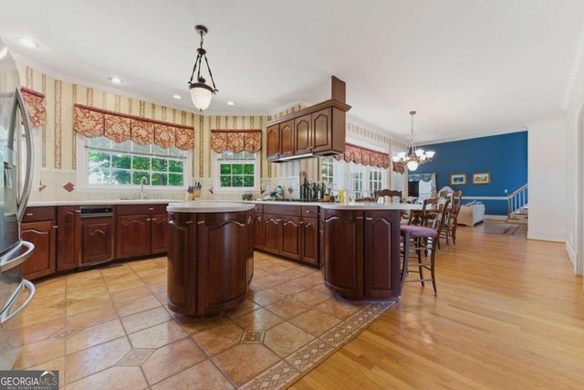 12 Vickwood Court, Marietta, GA 30068