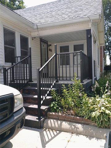 23 Spokane Drive, Pontiac, MI 48341