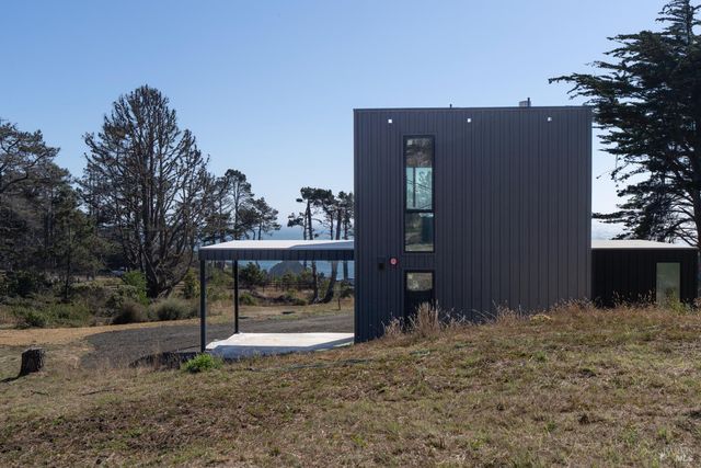 30101 S Hwy 1, Gualala, CA 95445