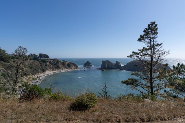 30101 S Hwy 1, Gualala, CA 95445