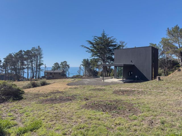 30101 S Hwy 1, Gualala, CA 95445