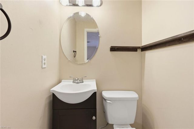 1210 Santeetlah AVE, Chesapeake, VA 23325