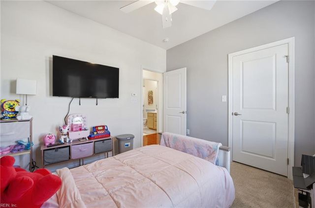 1814 Lotz RD, Hampton, VA 23666