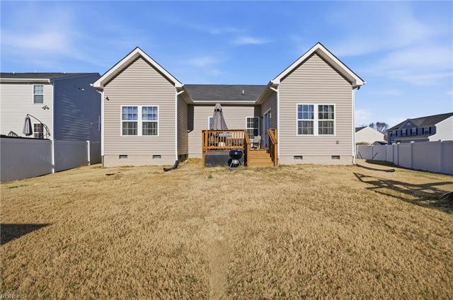 1814 Lotz RD, Hampton, VA 23666