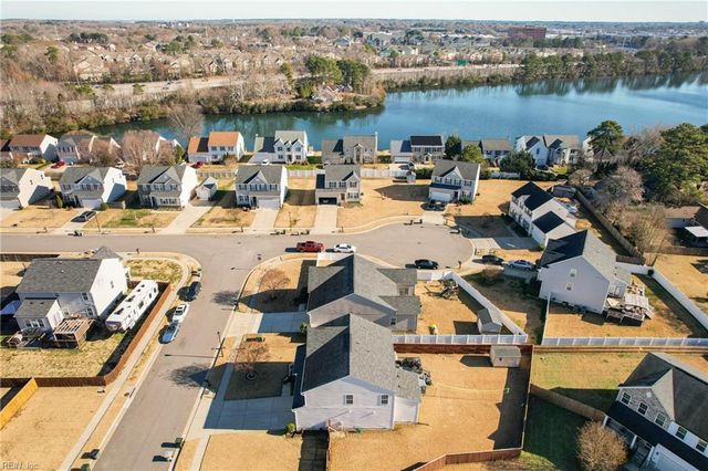 1814 Lotz RD, Hampton, VA 23666