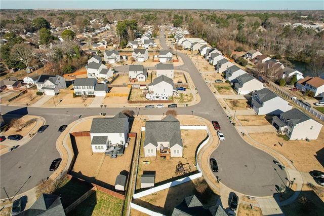 1814 Lotz RD, Hampton, VA 23666