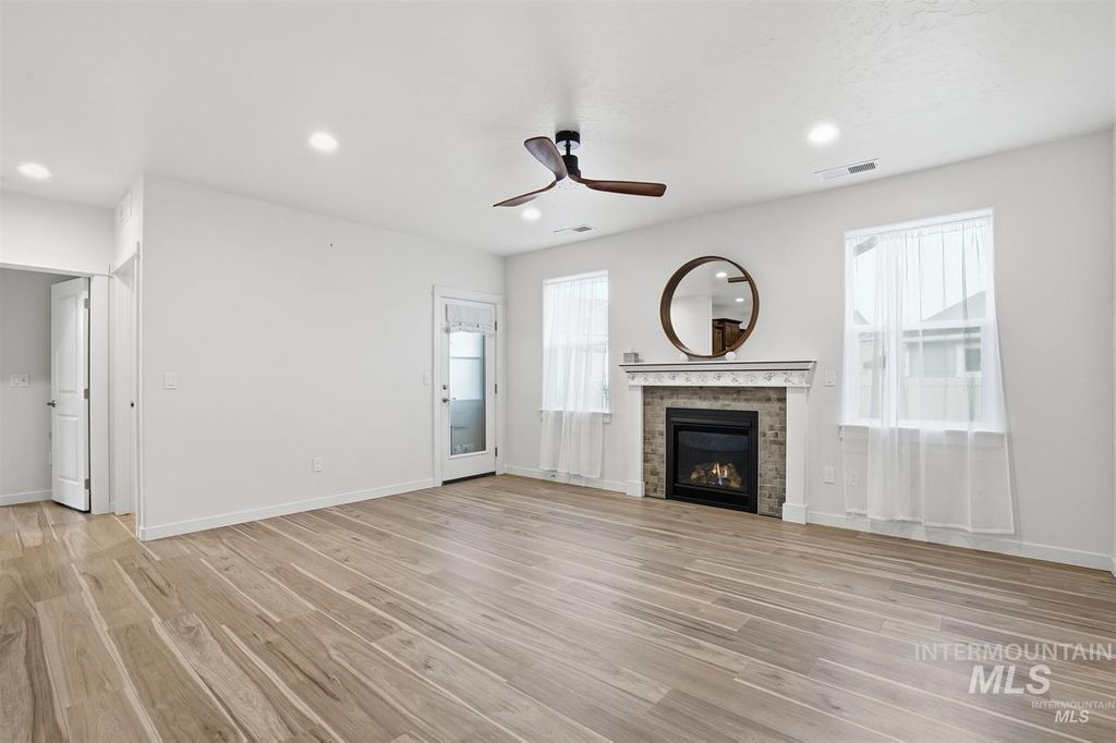 449 W Winnipeg St., Meridian, ID 83642 photo 4