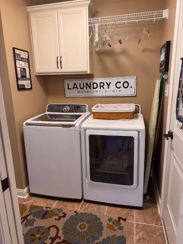 2307 Legend Circle, Chesterton, IN 46304