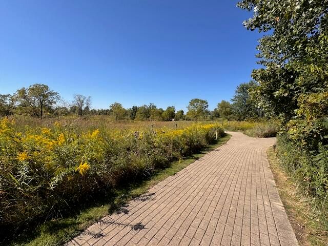 2307 Legend Circle, Chesterton, IN 46304