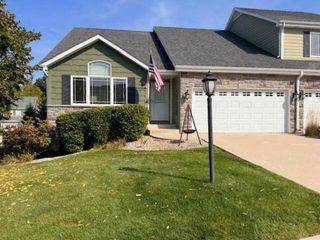 2307 Legend Circle, Chesterton, IN 46304