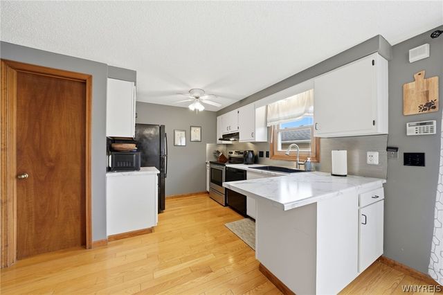240 Wimbledon Court, West Seneca, NY 14224