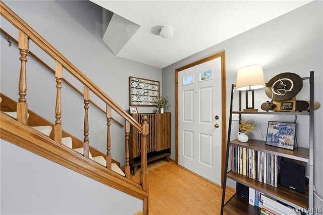 240 Wimbledon Court, West Seneca, NY 14224