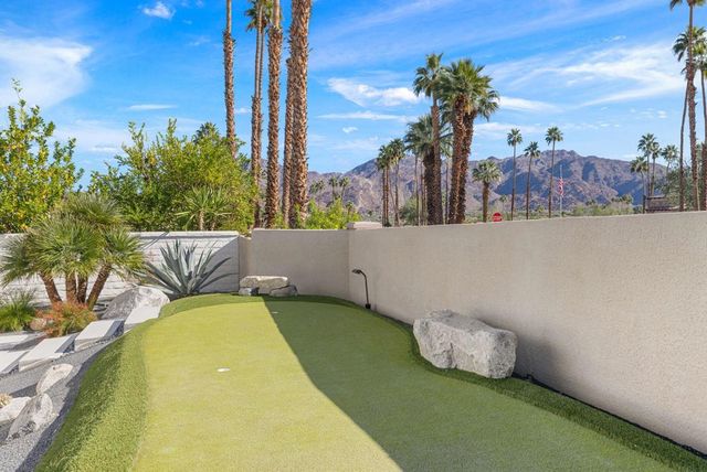 73575 Agave Lane, Palm Desert, CA 92260