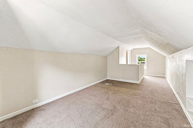 1216 Longfellow Avenue, South Bend, IN 46615