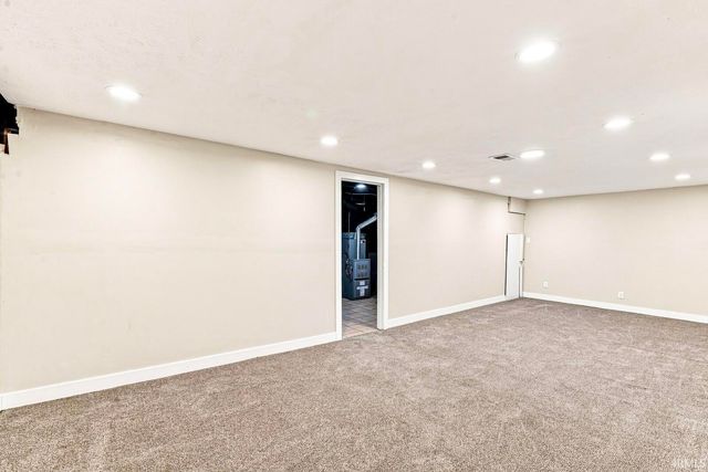 1216 Longfellow Avenue, South Bend, IN 46615
