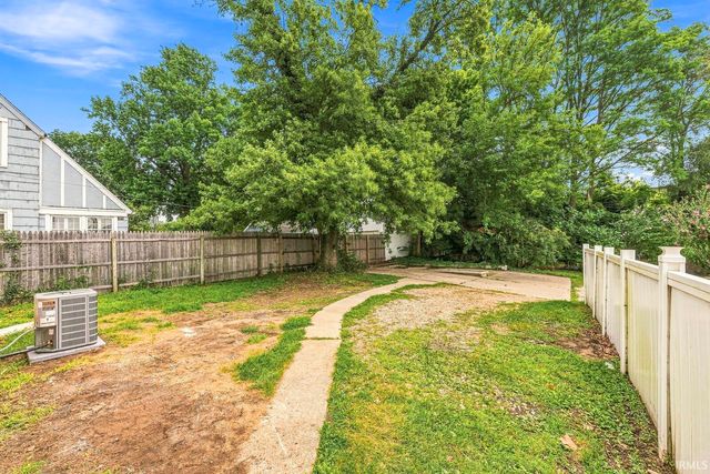 1216 Longfellow Avenue, South Bend, IN 46615
