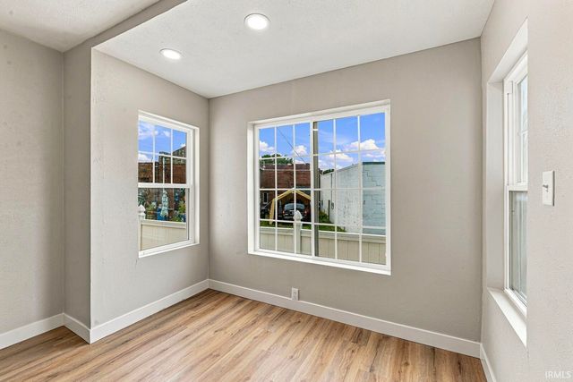 1216 Longfellow Avenue, South Bend, IN 46615