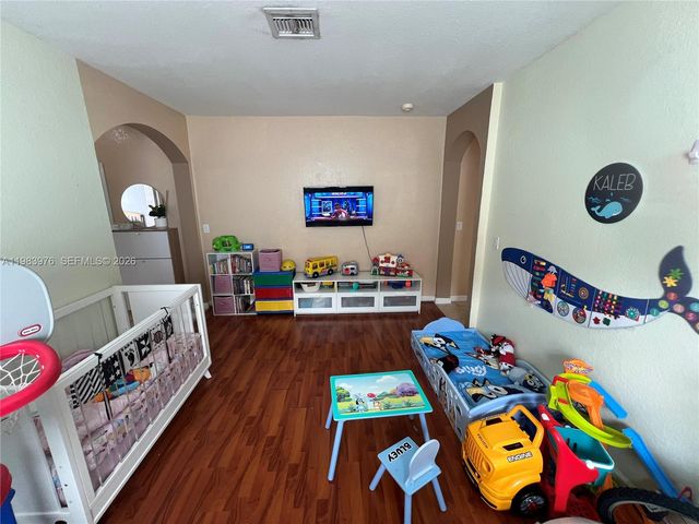 195 NE 36th Ter, Homestead, FL 33033