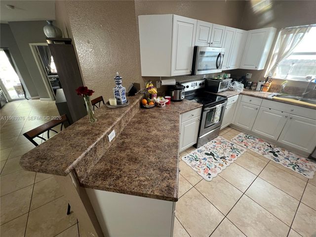 195 NE 36th Ter, Homestead, FL 33033