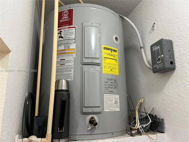 195 NE 36th Ter, Homestead, FL 33033