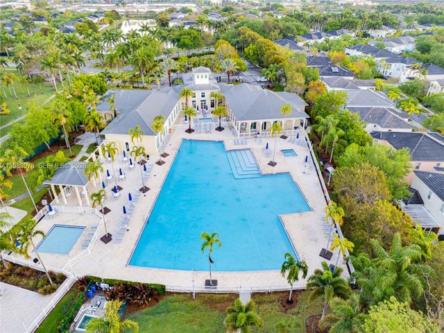 195 NE 36th Ter, Homestead, FL 33033