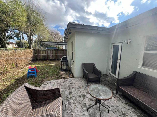 195 NE 36th Ter, Homestead, FL 33033