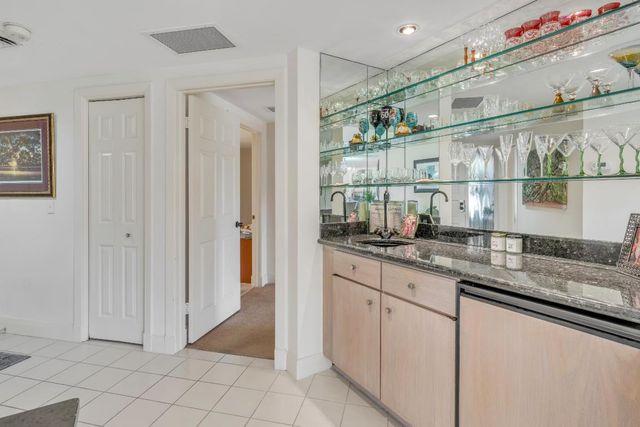 1117 Marine Way E K2r, North Palm Beach, FL 33408