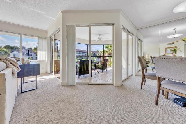 1117 Marine Way E K2r, North Palm Beach, FL 33408