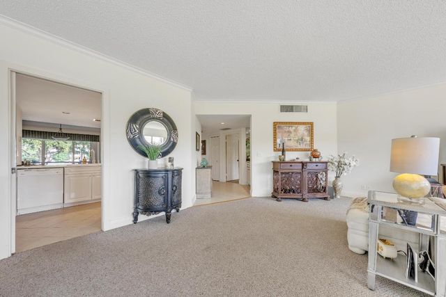 1117 Marine Way E K2r, North Palm Beach, FL 33408