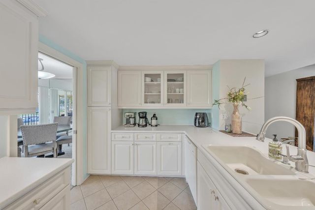 1117 Marine Way E K2r, North Palm Beach, FL 33408