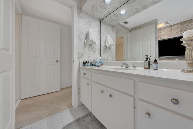 1117 Marine Way E K2r, North Palm Beach, FL 33408