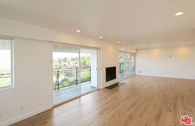 7353 PYRAMID Place, Los Angeles, CA 90046