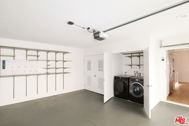 7353 PYRAMID Place, Los Angeles, CA 90046