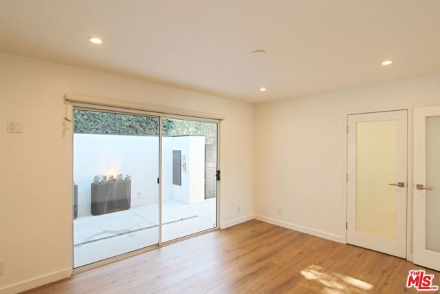 7353 PYRAMID Place, Los Angeles, CA 90046