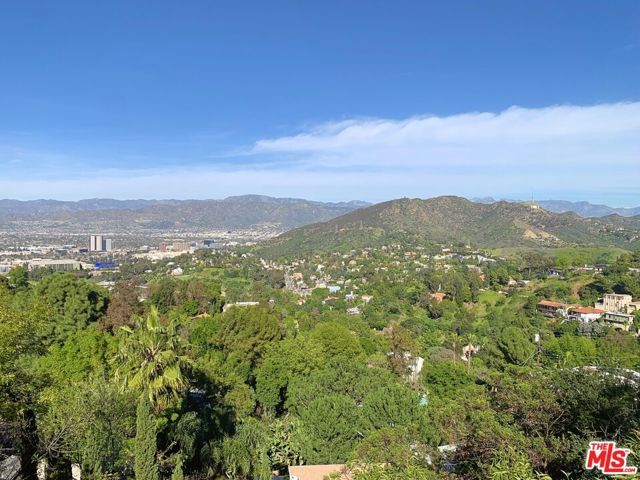 7353 PYRAMID Place, Los Angeles, CA 90046